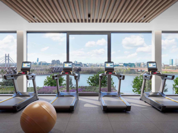 BW Hudson premium residence indoor pool and exclusive spa - Nomad Homes